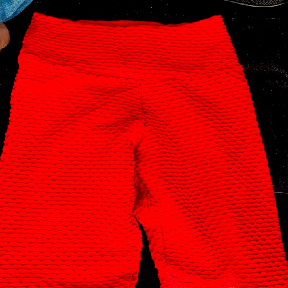 Full length - Picture 1 of 2